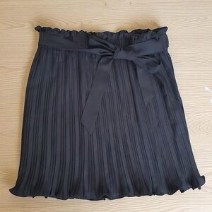 Haute Monde | Pleated Mini Skirt Black size M